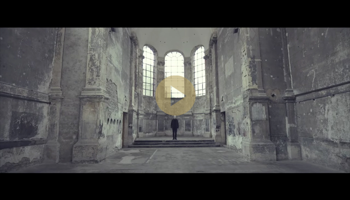capture Stranded Horse Luxe Matt Elliott 'Wings & Crown' video